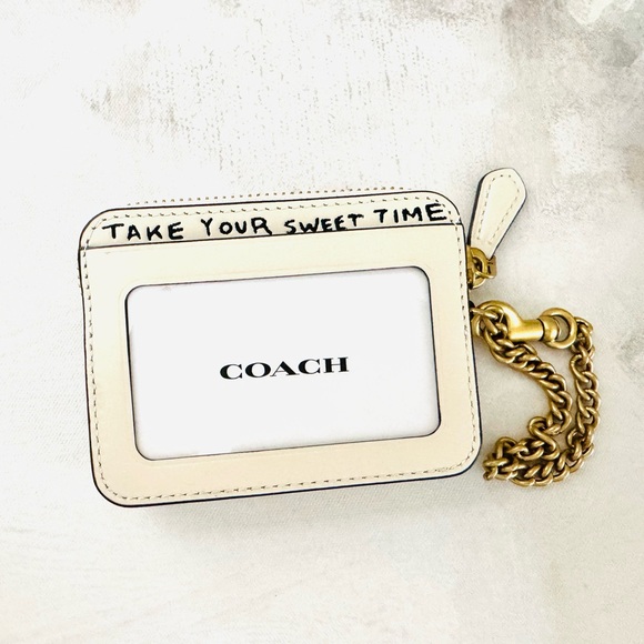 Coach Cream Card Holder with Gold Chain - Picture 8 of 13